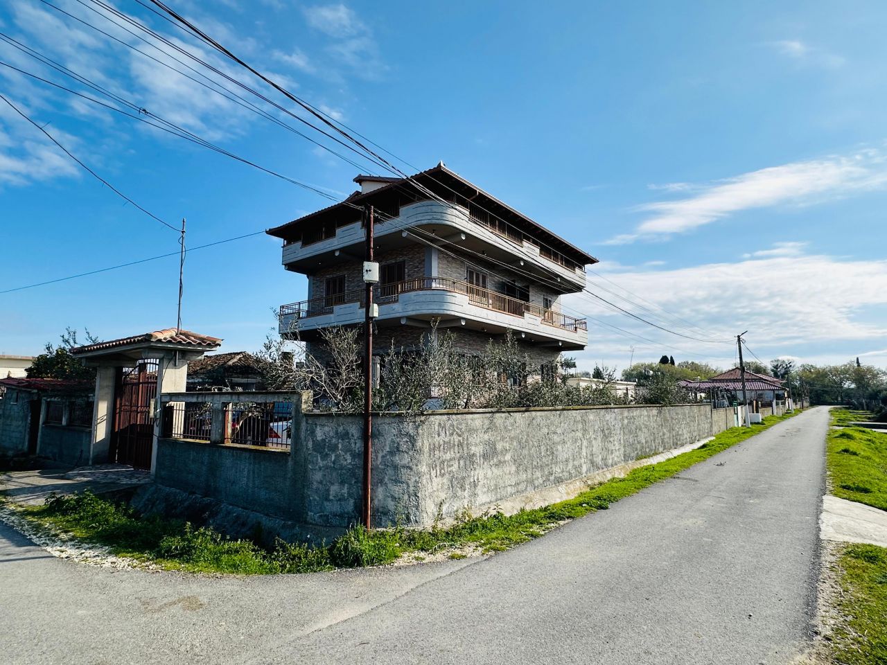 Недвижимость на продажу в Поро, Влёра, Албания, недалеко от пляжа